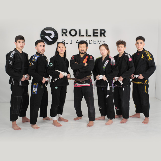 Бразильское джиу-джитсу для взрослых в школе бразильского джиу-джитсу Roller