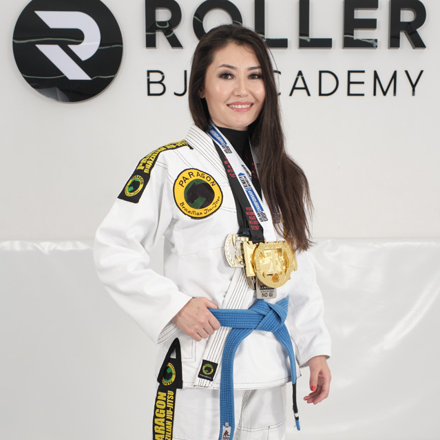 Алишер Утев ученик школы бразильского джиу-джитсу Roller